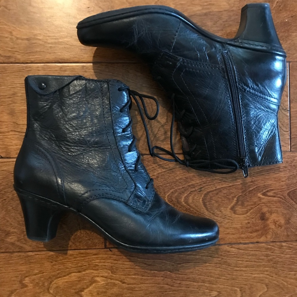 Pair of Cobb Hill ankle leather boot